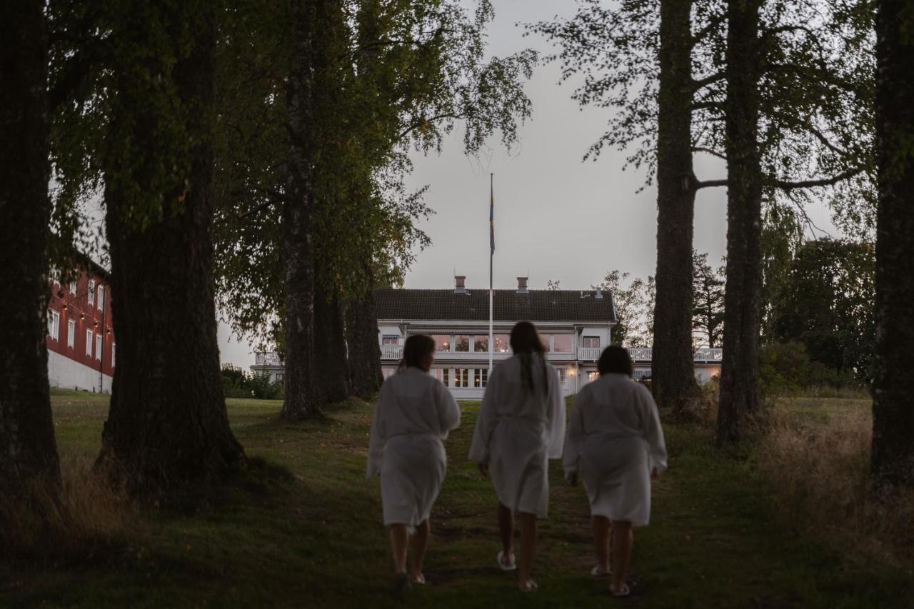 Ulvsby Herrgard Sunne Buitenkant foto