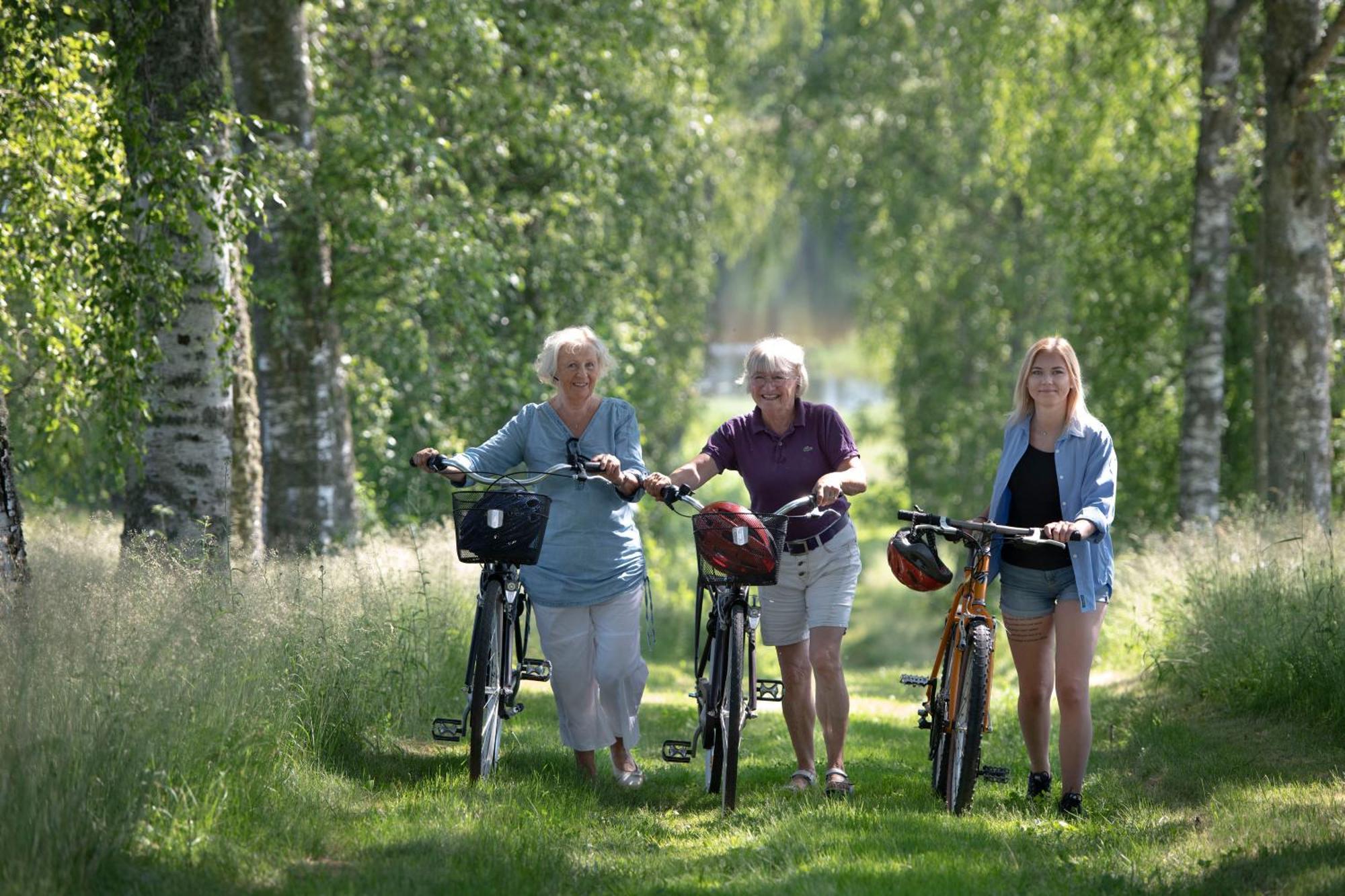Ulvsby Herrgard Sunne Buitenkant foto